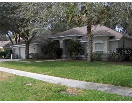 2203 EAGLE BLUFF DRIVE VALRICO, FL 33596