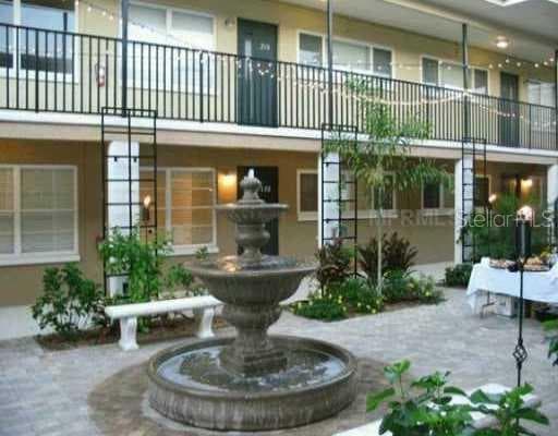 212 S CHURCH AVENUE UNIT 303 TAMPA, FL 33609