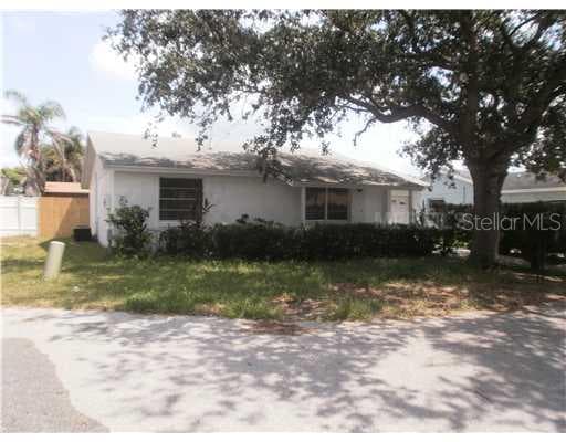 10115 HUNTERS POINT COURT TAMPA, FL 33615