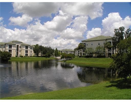 5615 LEGACY CRESCENT PLACE UNIT 301 RIVERVIEW, FL 33578