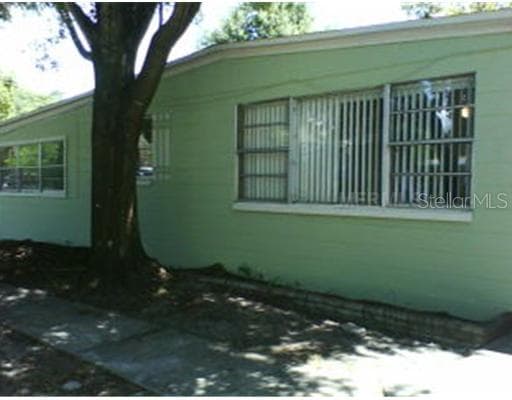 4006 W MANGO AVENUE TAMPA, FL 33616