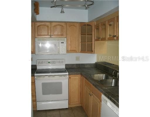 3616 PINE CONE CIRCLE CLEARWATER, FL 33760