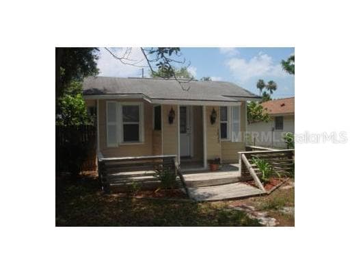 1625 29TH AVENUE N ST PETERSBURG, FL 33713