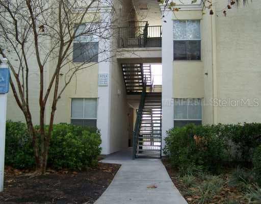 5713 LEGACY CRESCENT PLACE UNIT 103 RIVERVIEW, FL 33578