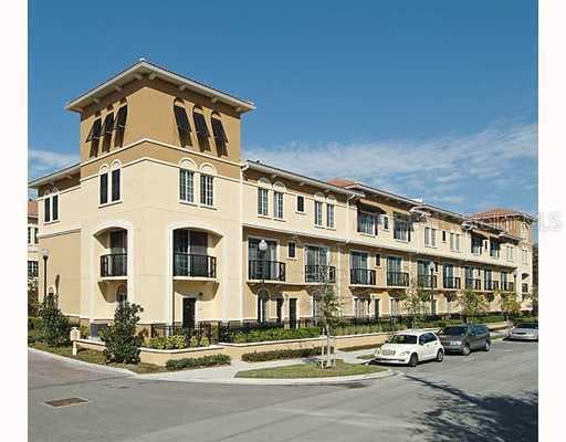 110 BEACH HAVEN LANE UNIT 110 TAMPA, FL 33609
