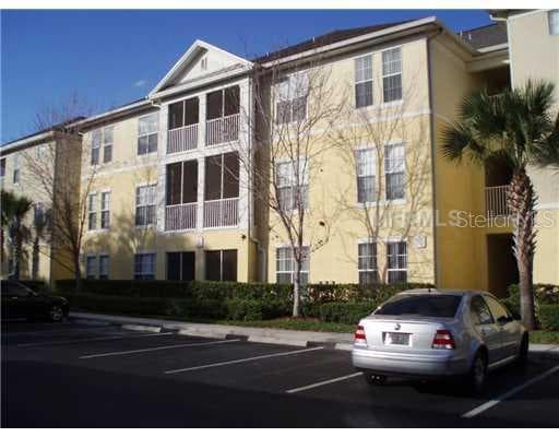 1207 HIGH HAMMOCK DRIVE UNIT 206 TAMPA, FL 33619