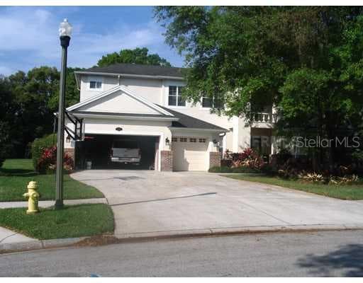 2232 CLIMBING IVY DRIVE TAMPA, FL 33618