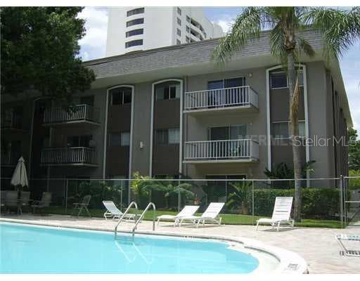 4606 W GRAY STREET UNIT 303 TAMPA, FL 33609