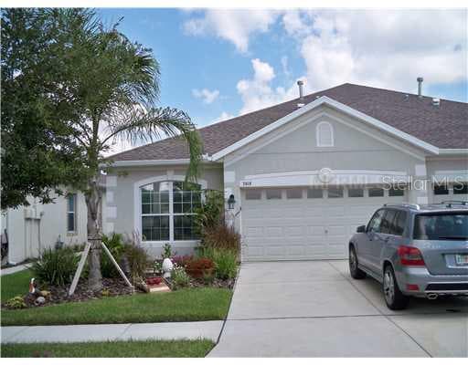 7416 SURREY WOOD LANE APOLLO BEACH, FL 33572