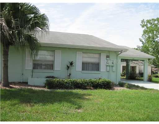 304 GRAYSTON PLACE UNIT 131 SUN CITY CENTER, FL 33573