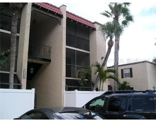 5305 SAN SEBASTIAN COURT UNIT 225 TAMPA, FL 33609