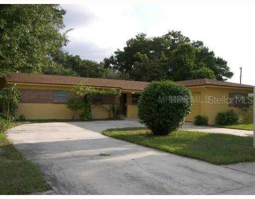 1214 LORIE CIRCLE