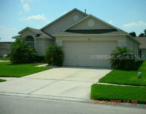 1909 BLANCHARD COURT WESLEY CHAPEL, FL 33543