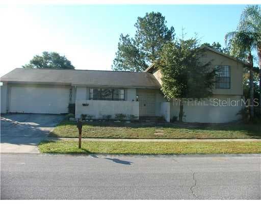 4702 WINDFLOWER CIRCLE TAMPA, FL 33624