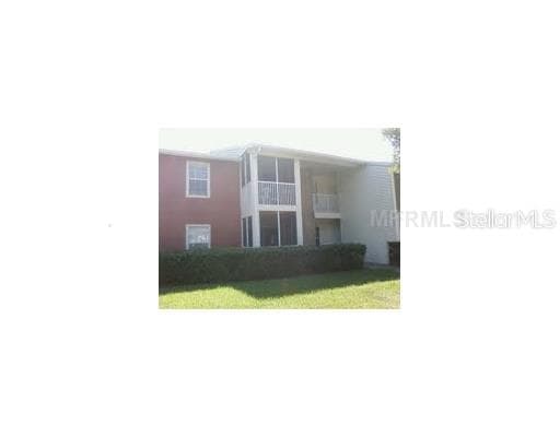 221 LAKE BROOK CIRCLE UNIT 101 BRANDON, FL 33511