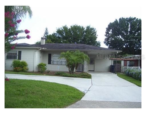 2906 W WOODLAWN AVENUE TAMPA, FL 33607