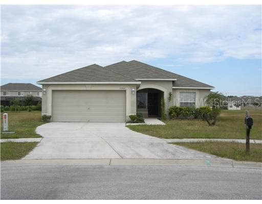 11901 BUTLER WOODS CIRCLE RIVERVIEW, FL 33579