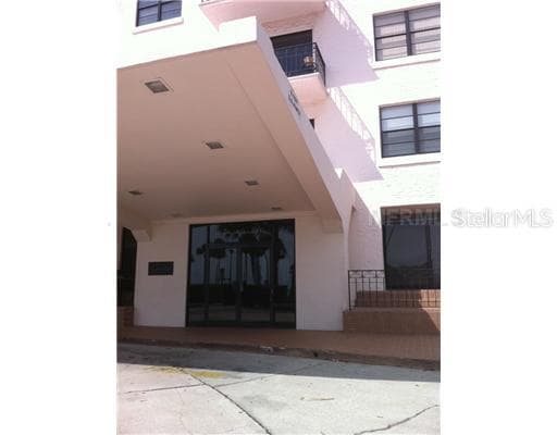 2109 BAYSHORE BOULEVARD UNIT 104 TAMPA, FL 33606
