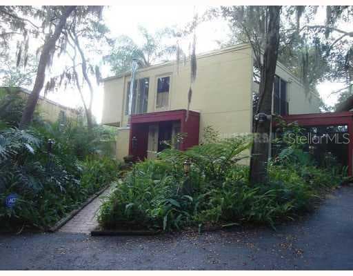 8112 N RIVER SHORE DRIVE TAMPA, FL 33604