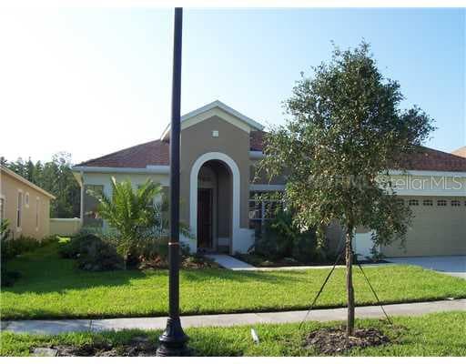 20221 MOSS HILL WAY TAMPA, FL 33647