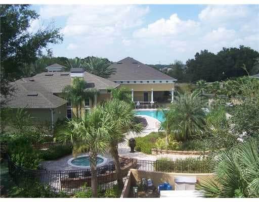 10105 COURTNEY PALMS BOULEVARD UNIT 302 TAMPA, FL 33619