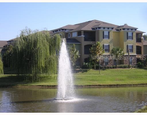 10213 COURTNEY PALMS BOULEVARD UNIT 302 TAMPA, FL 33619