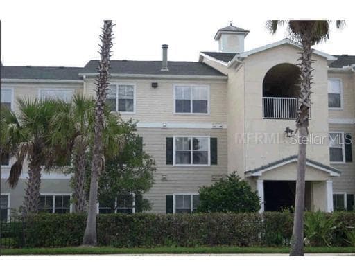 18521 BRIDLE CLUB DRIVE UNIT 18521 TAMPA, FL 33647