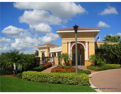 8 ACADEMY WAY UNIT 122 ST PETERSBURG, FL 33711