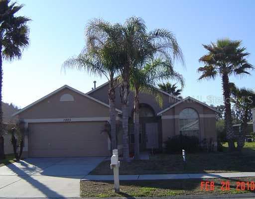 1923 FELLSWAY COURT WESLEY CHAPEL, FL 33543