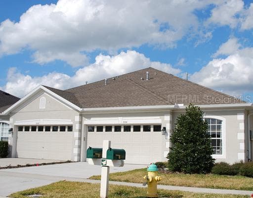 7524 SURREY PINES DRIVE APOLLO BEACH, FL 33572