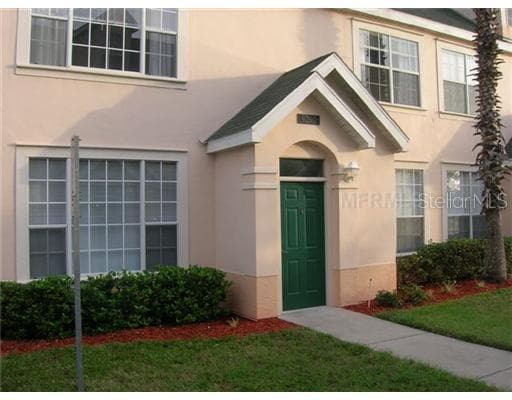 9290 LAKE CHASE ISLAND WAY UNIT 9290 TAMPA, FL 33626