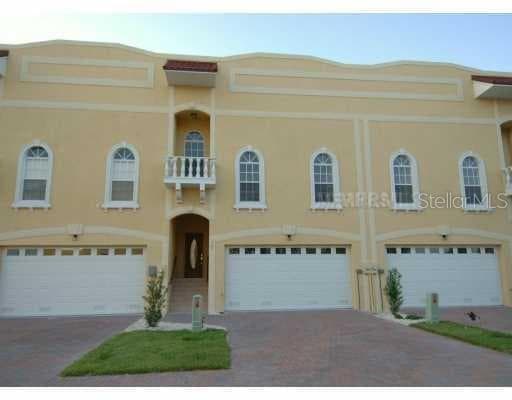 519 VILLA TREVISO COURT APOLLO BEACH, FL 33572