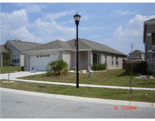 401 SUMMER SAILS DRIVE VALRICO, FL 33594