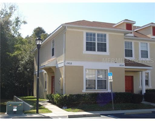 1932 FIESTA RIDGE COURT TAMPA, FL 33604