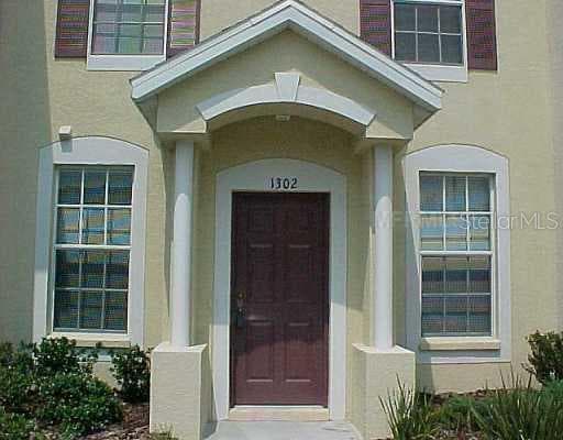 1302 DENMAN COURT WESLEY CHAPEL, FL 33543