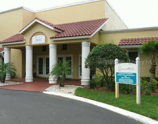 2860 SOMERSET PARK DRIVE UNIT 102 TAMPA, FL 33613