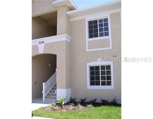 6004 PORTSDALE PLACE UNIT 202 RIVERVIEW, FL 33578