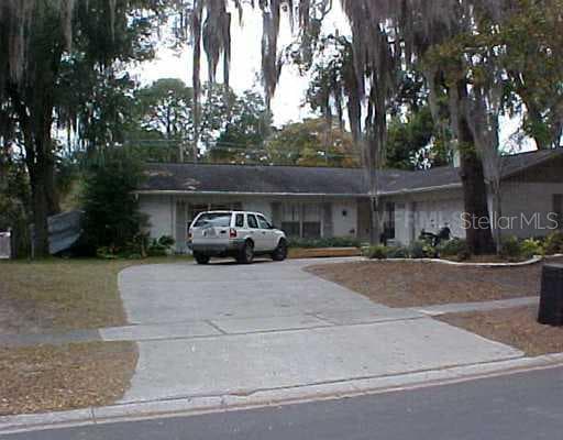 2902 FOREST CIRCLE SEFFNER, FL 33584