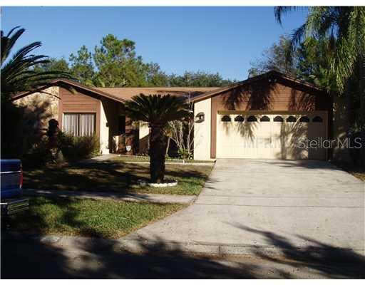 913 SPRINGVILLE COURT TAMPA, FL 33613