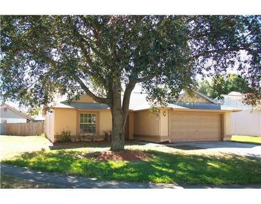 8837 HAMPDEN DRIVE TAMPA, FL 33626