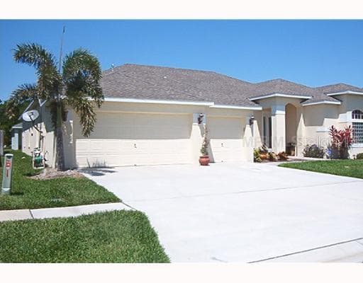 7235 BUCKS FORD DRIVE RIVERVIEW, FL 33578