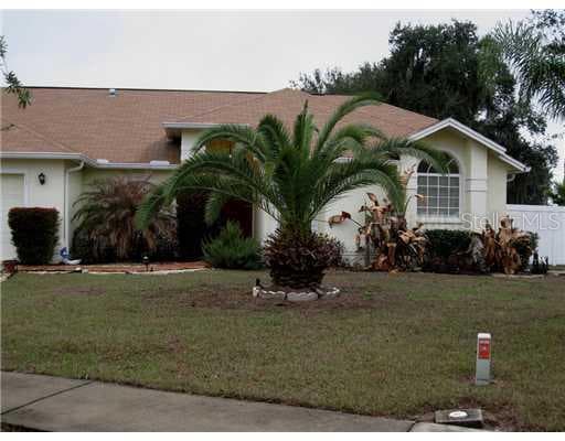 114 WINSTON MANOR CIRCLE SEFFNER, FL 33584