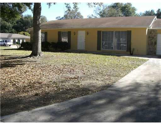 1804 SHANTIA COURT VALRICO, FL 33596