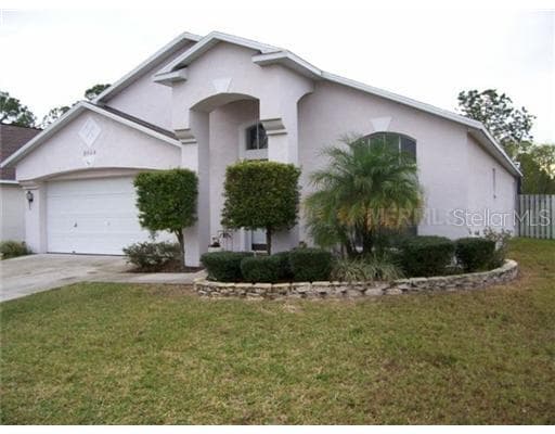 9528 HAMLET LANE TAMPA, FL 33635