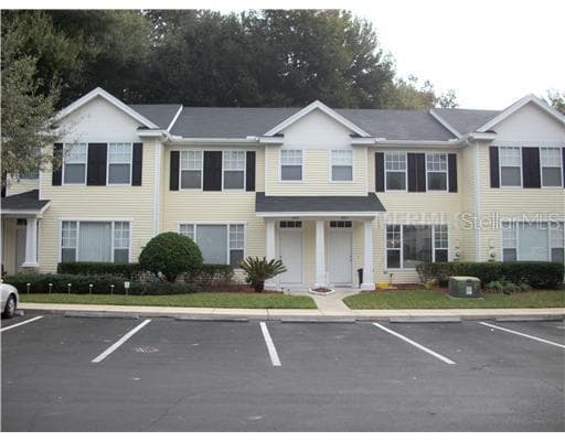 2245 GOLDEN OAK LANE VALRICO, FL 33594