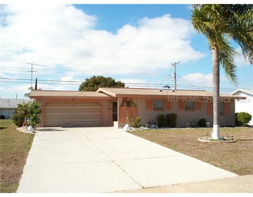1218 VALLEY FORGE BOULEVARD SUN CITY CENTER, FL 33573