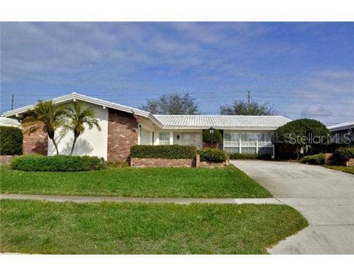14341 PASSAGE WAY SEMINOLE, FL 33776