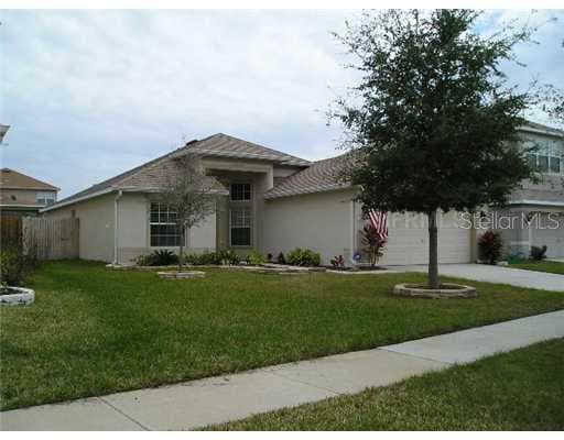 6807 GUILFORD CREST DRIVE APOLLO BEACH, FL 33572