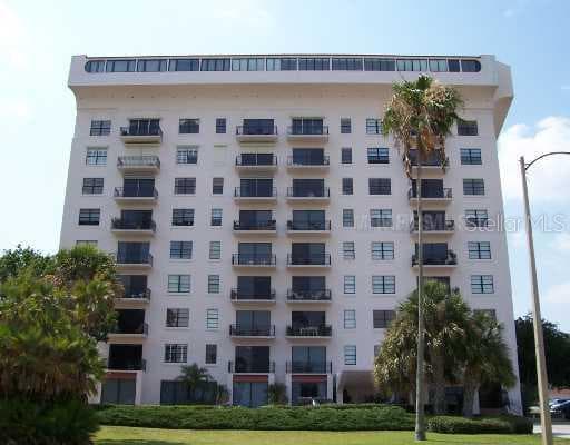 2109 BAYSHORE BOULEVARD UNIT 204 TAMPA, FL 33606