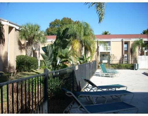 416 S Kingstowne AVENUE UNIT 2 Brandon, FL 33511
